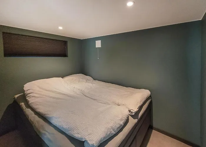5 Bedroom Lovely In Urangsvag Дом отдыха Ervik (Urangsvag)